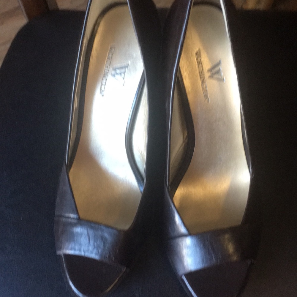 Worth ingrown brown leather heels